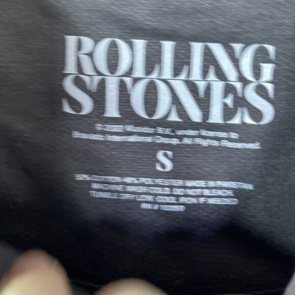 The Rolling Stones Women's  Small Sweatshirt Gray Tongue Flowers Holiday Themed - Picture 4 of 5